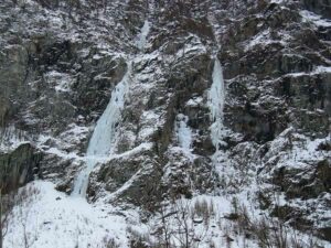 Lire la suite à propos de l’article 2005-Cascade de Glace, Malaval – Fantasme